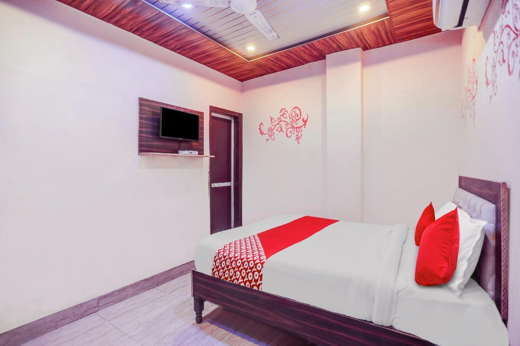 Hotel O Flgship International Paradis Near Fg Moters Usmaanpur 3rd Pusta